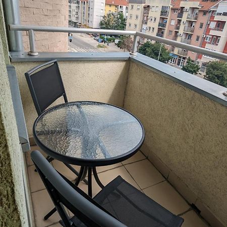 Poesia Apartment Novi Sad Exterior photo