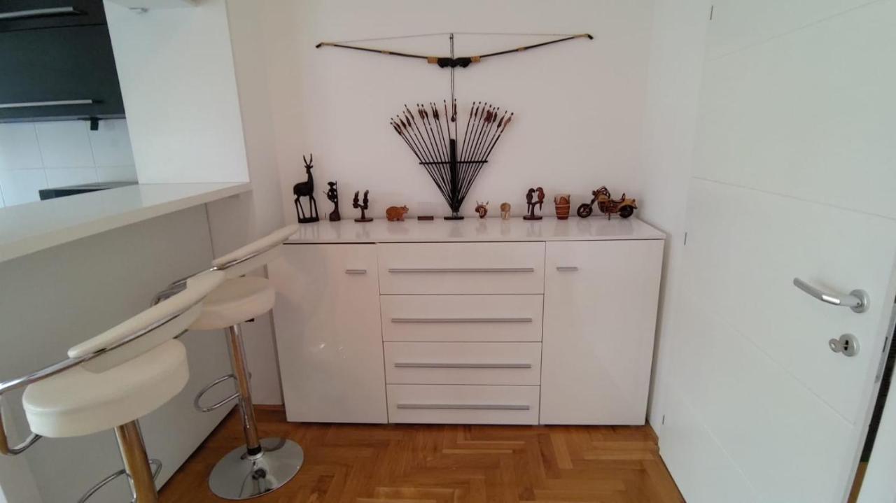 Poesia Apartment Novi Sad Exterior photo